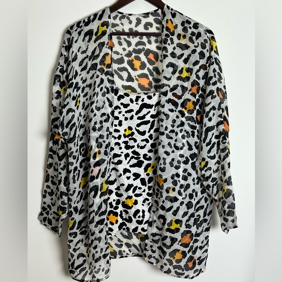 Silks by St. Gillian Vintage Leopard Print Silk Top with Matching Kimono - Picture 8 of 15